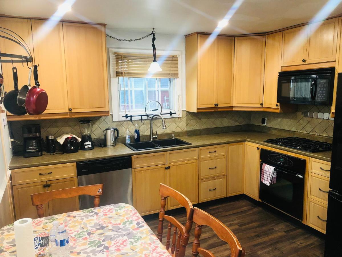 Entire Detached 3-Bedrooms Cute Home In Cornwall Area Eksteriør billede